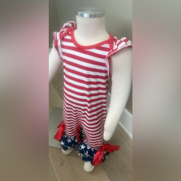 Red White and Blue! One piece. With ruffled bottoms - Picture 3 of 4